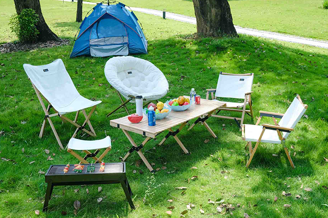 Camping table and chairs